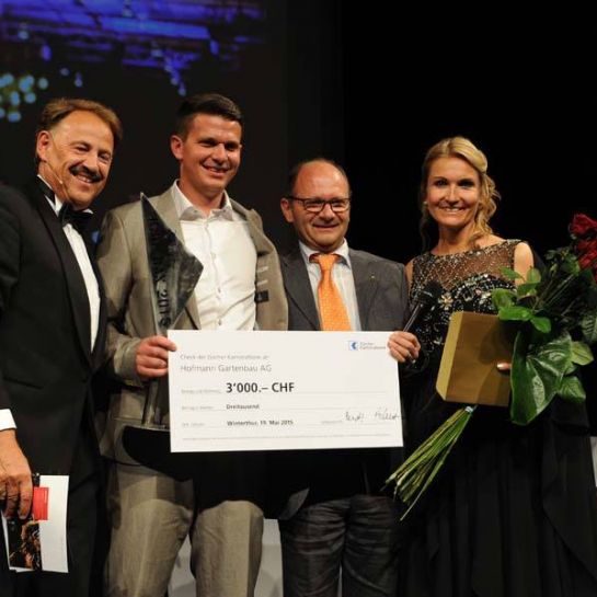Pressespiegel: Hofmann Gartenbau gewinnt KMU-Max Award